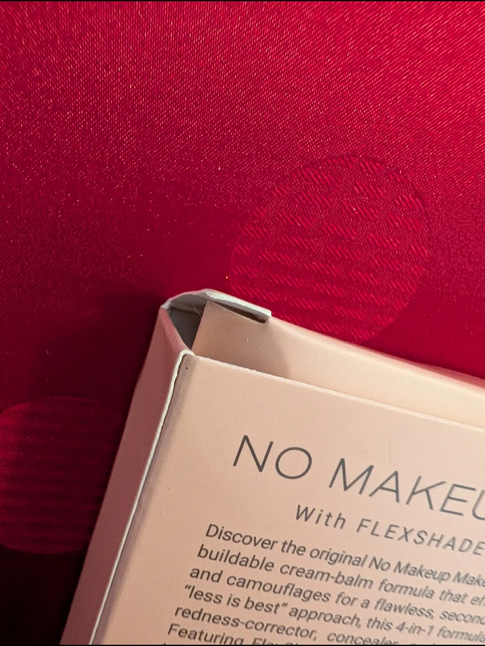 No Makeup Makeup Foundation in Light With Brush New In Box